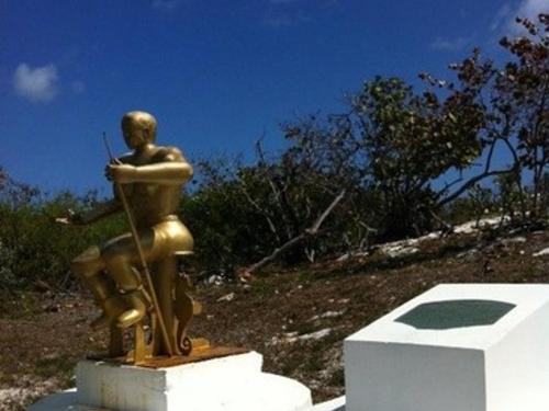 Pompey Memorial And Jail Ruins